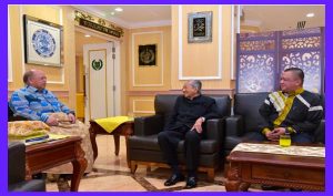 Raja Perlis terima mengadap Tun Dr. Mahathir