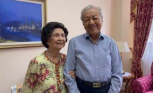 HAPPY BIRTHDAY TUN yg ke 99