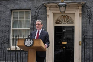 Keir Starmer janji ‘negara didahulukan, parti nombor dua’ dalam ucapan sulung sebagai PM