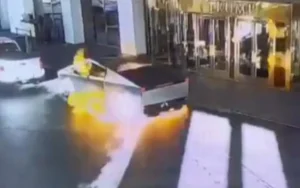 ChatGPT Digunakan Untuk Rancang Letupan Tesla Cybertruck