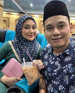 Fasha Sandha Kembali Berhijab