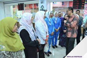 Menteri dekati staf KKM fahami bebanan tugas