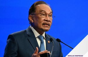 Anwar nafi imuniti, enggan dakwaan bermotif politik