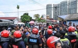 Anwar Ibrahim mengecam tindakan ganas