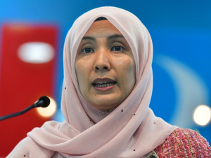 Pilih ikut rekod prestasi bukan retorik pesan – Nurul Izzah